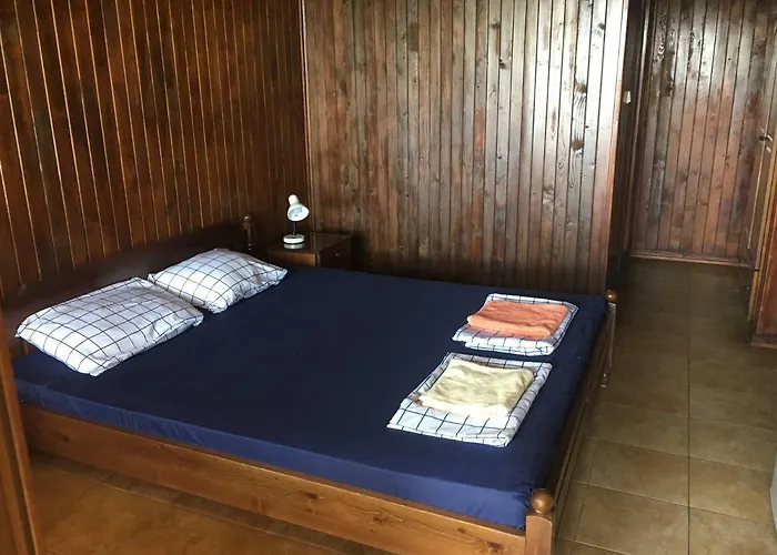 Ваканционна къща дървени къщички - лион