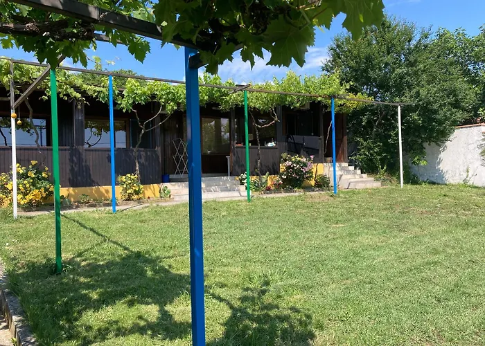 Сasa de vacaciones дървени къщички - лион Sinemoretz